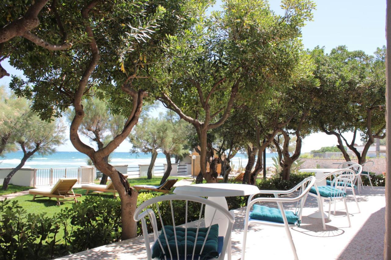 Aurelia Sea View Bed and Breakfast Torre Canne Exteriör bild