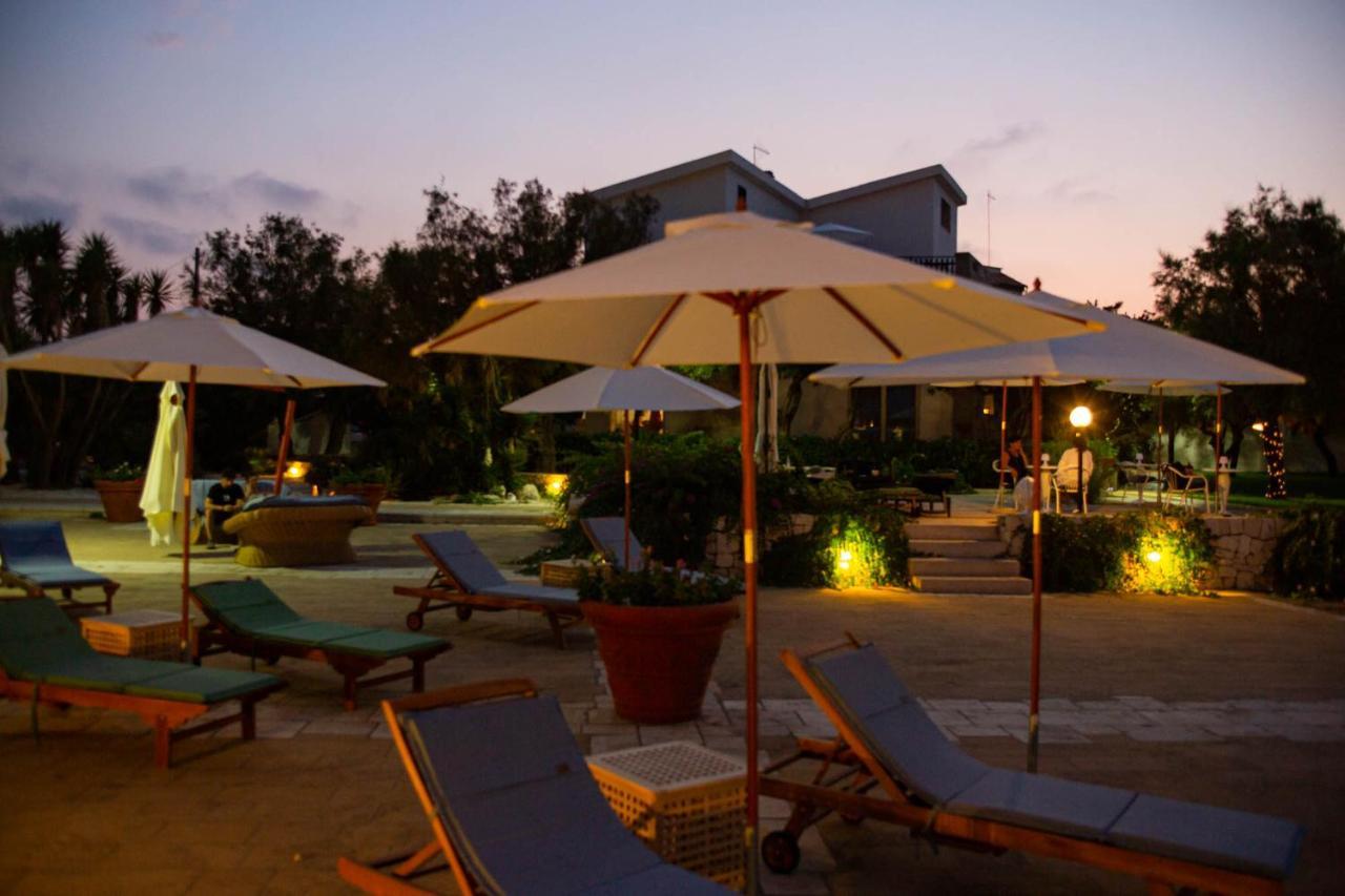 Aurelia Sea View Bed and Breakfast Torre Canne Exteriör bild