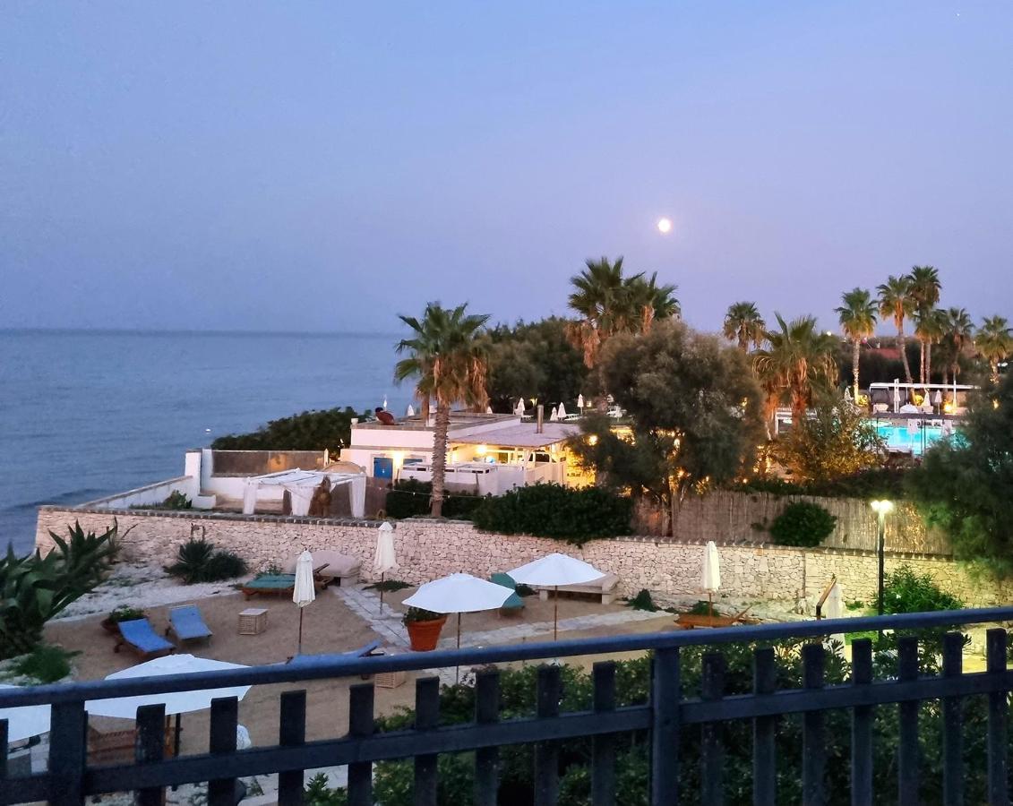 Aurelia Sea View Bed and Breakfast Torre Canne Exteriör bild