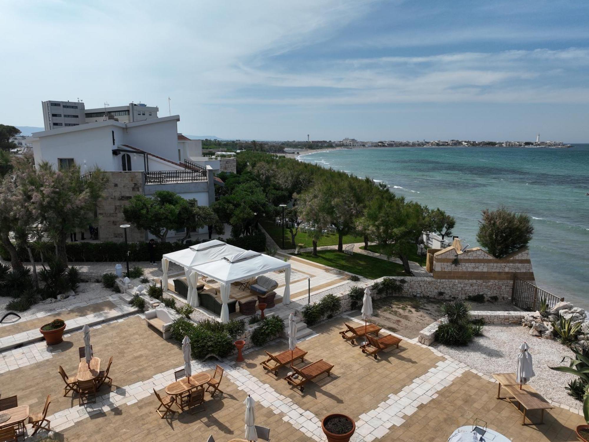 Aurelia Sea View Bed and Breakfast Torre Canne Exteriör bild